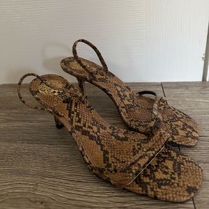 Vince Camuto Leather Kitten Heels Sandals 8-8.5